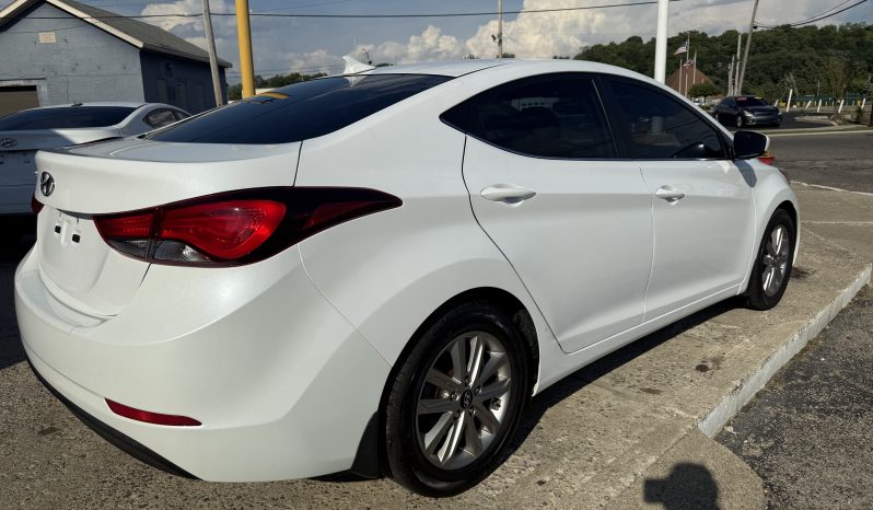 2015 HYUNDAI ELANTRA full