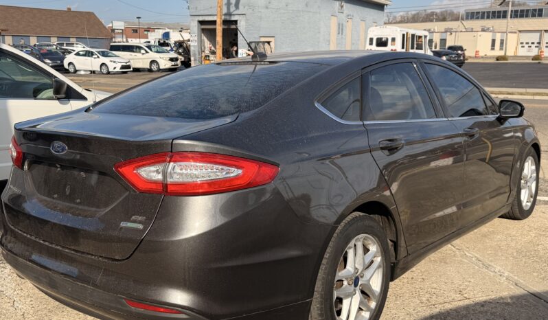 2015 Ford Fusion SE full