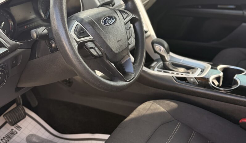 2015 Ford Fusion SE full