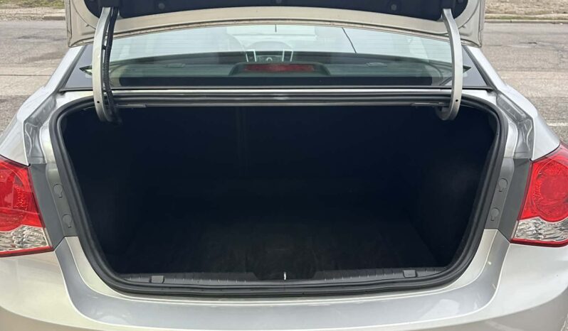Chevrolet Cruze full
