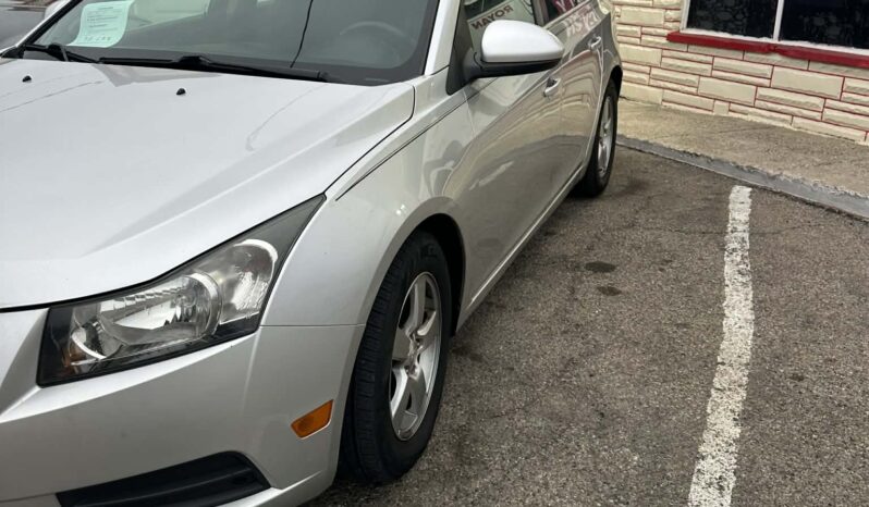 Chevrolet Cruze full