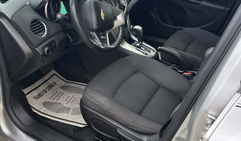 Chevrolet Cruze full