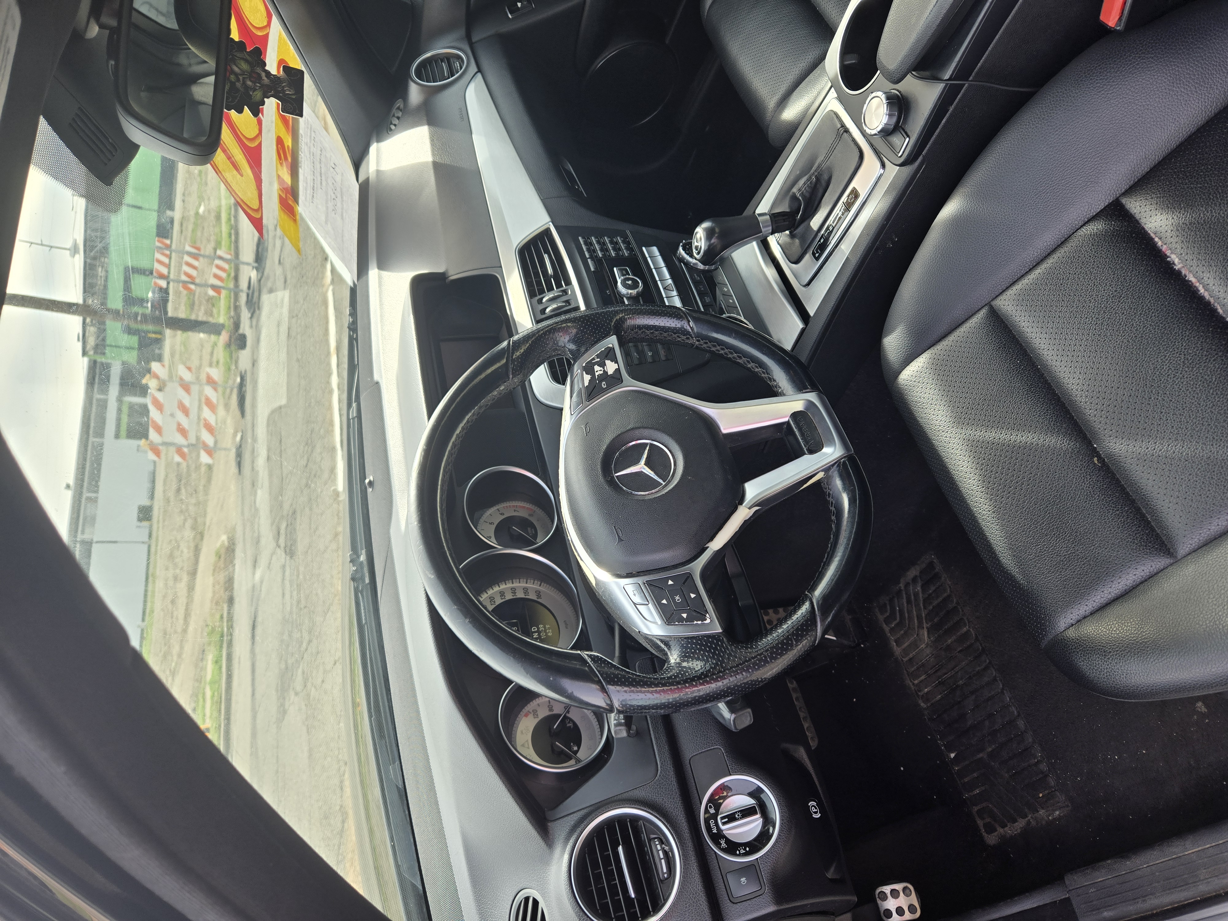 2012 Mercedes-Benz C-Class C250 Luxury - Photo 12