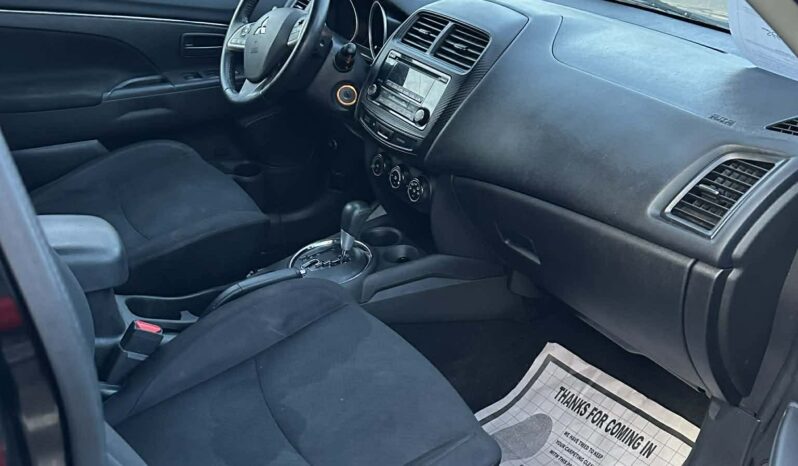 MITSUBISHI OUTLANDER 2013 full