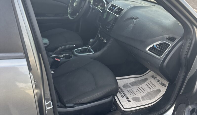 DODGE AVENGER 2013 full