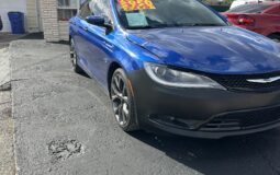 CHRYSLER (200) 2015