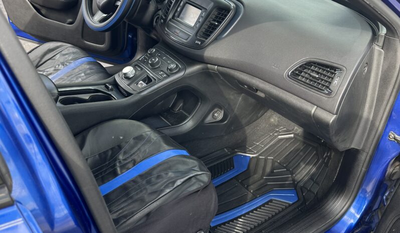 CHRYSLER (200) 2015 full